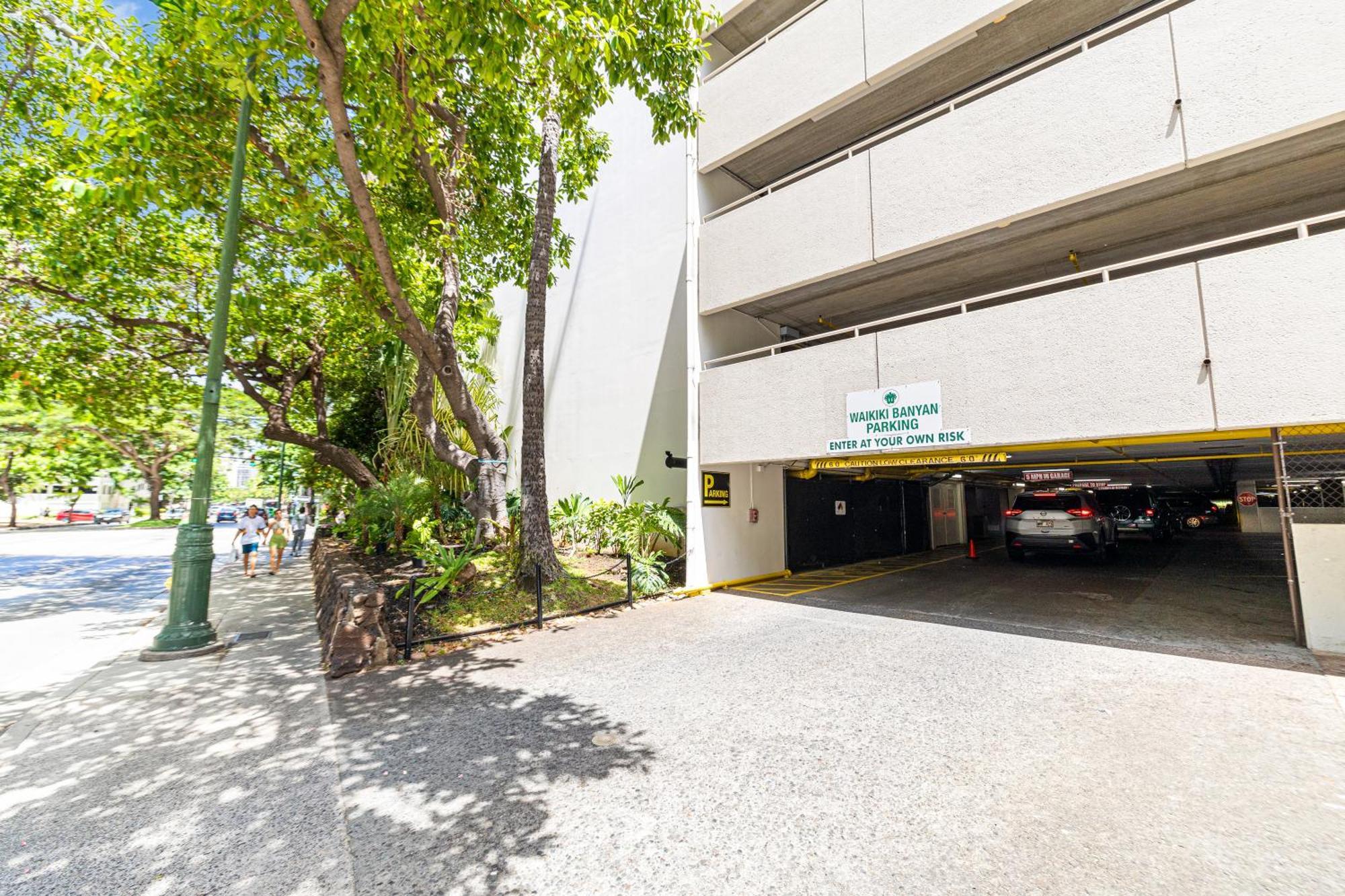 Beautiful 1Br, Steps To Waikiki Beach And Parking Хонолулу Екстериор снимка